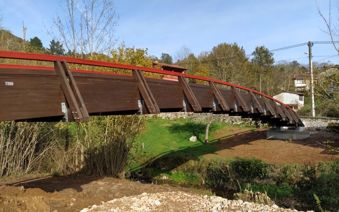 Puente de madera 28x1,6m Benia de Onis (Asturias)